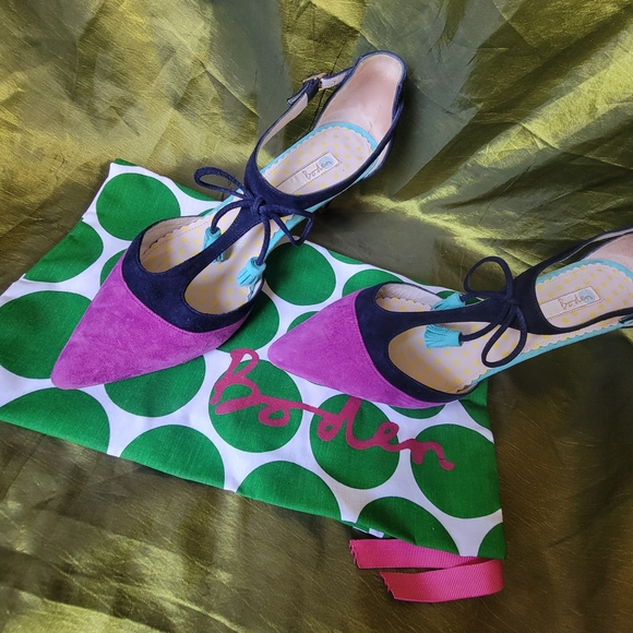 Boden Women's Purple and Navy Colorblock Alice Mid Heels - Picture 2 of 7